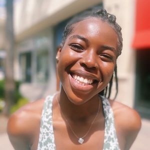 Meet your Posher, Gifty